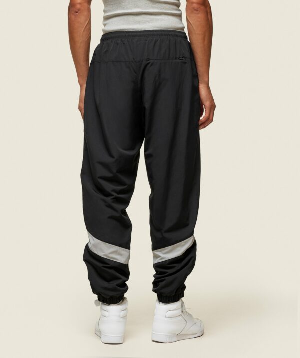 everywear Coach Track Pant Black/Tame Grey - immagine 2